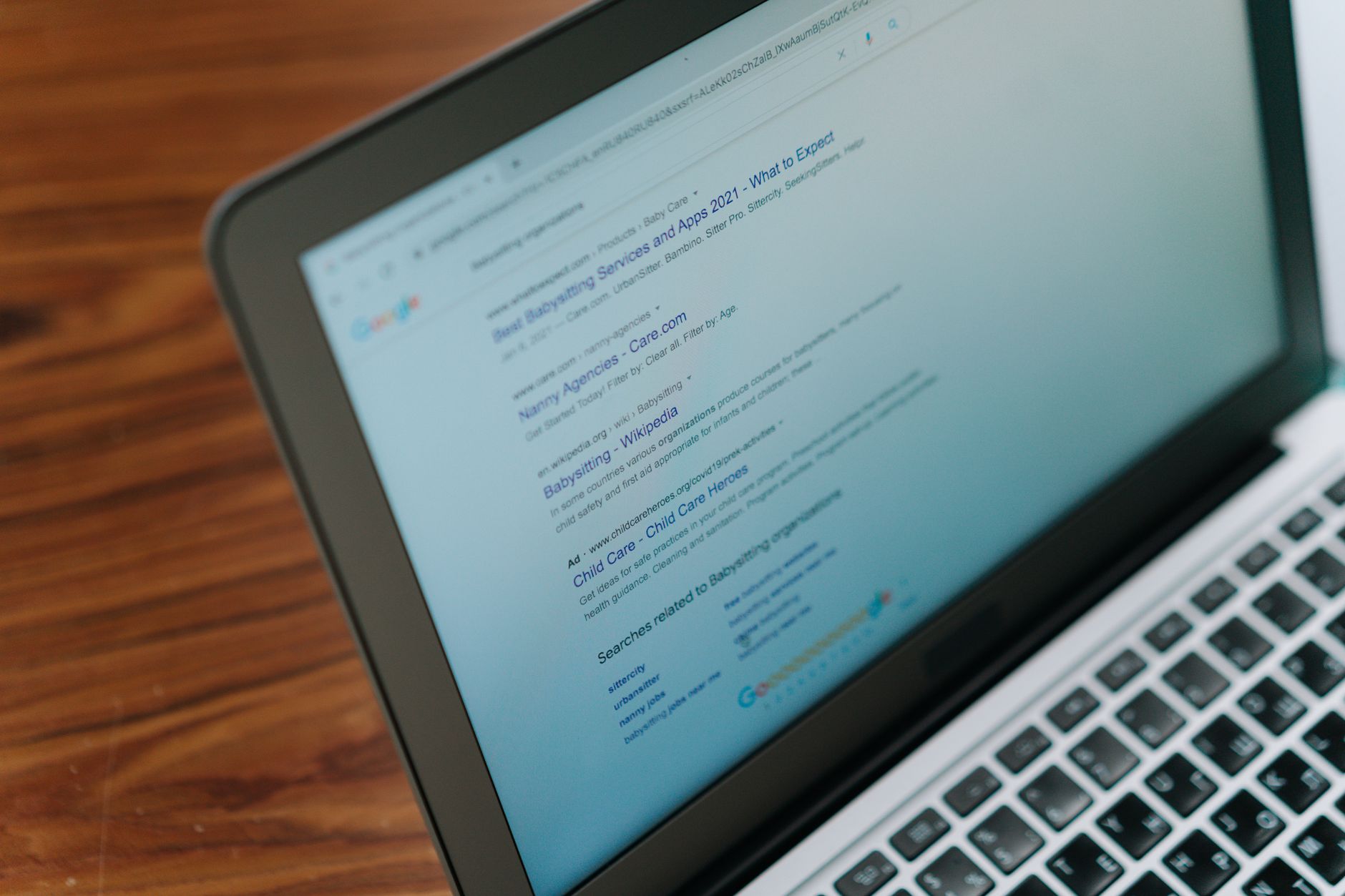 Laptop zeigt eine Karriereseite